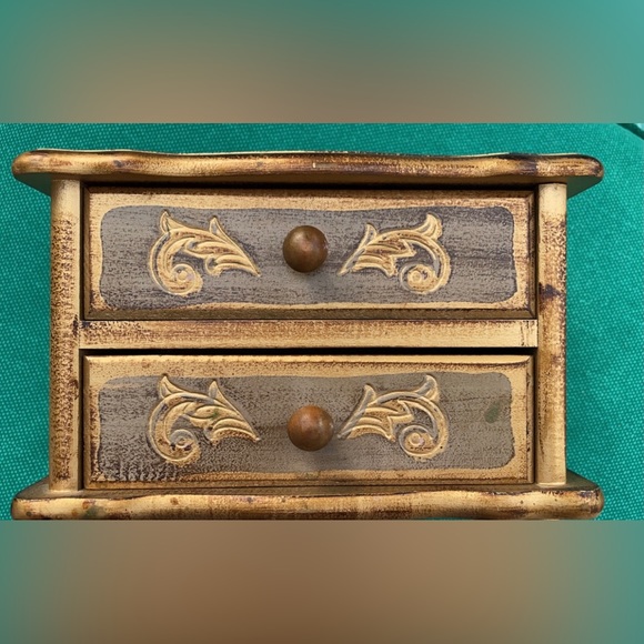 Florentine Jewelry Wooden Music Box - Picture 1 of 9